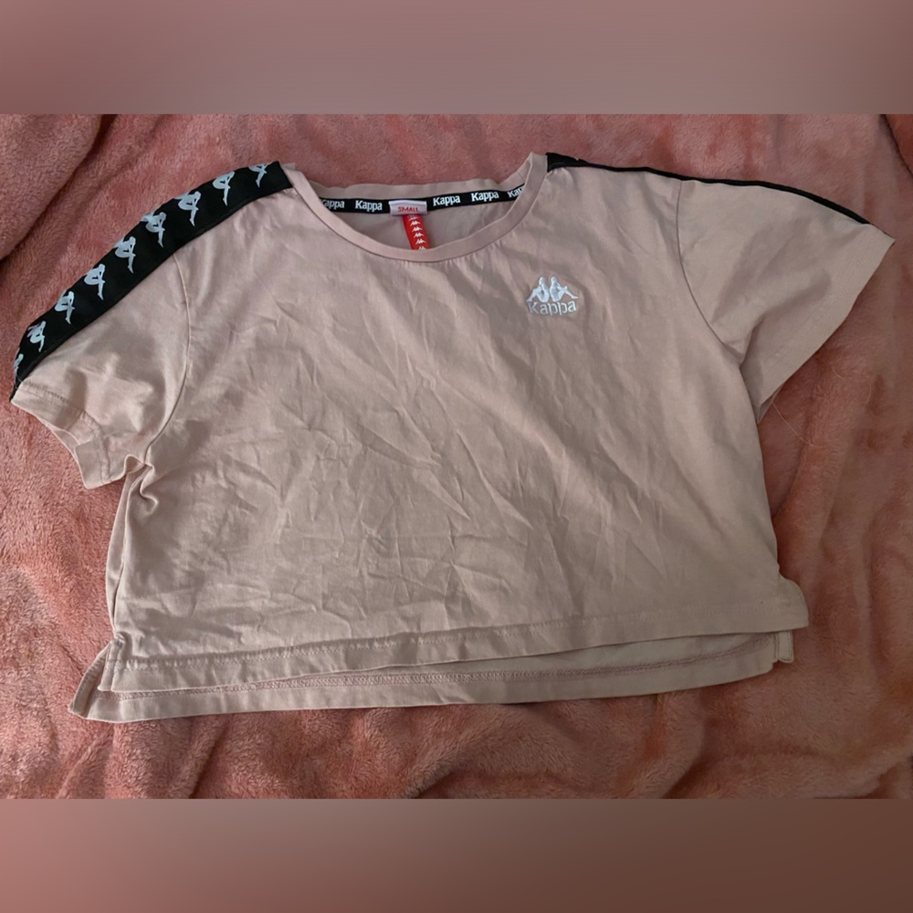 Light pink kappa crop top